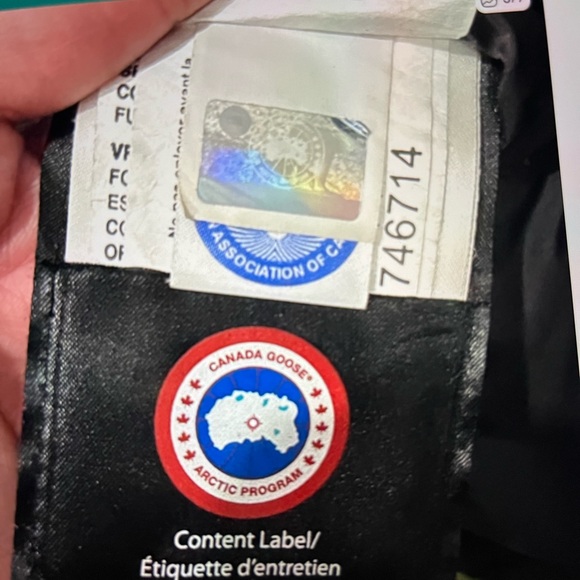 Authentic Canada Goose Arctic Program Black Coat Look very beautiful and style - Picture 10 of 12